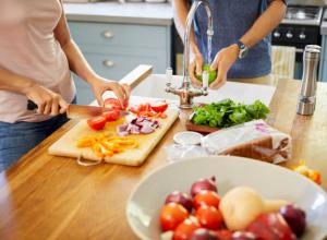 A man is treated so nicely for preparing a lunchbox for his child but not a woman because that’s seen as her ‘duty’.