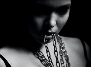 We often get to see that when a girl child is born, someone out of nowhere appears and says- "Now you should have a baby boy too."  A newborn kid who didn't even properly open her eyes feels the vibration of these negative thoughts.