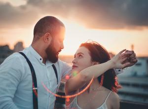 9 Unexpected Signs Your Relationship is Thriving – Are You Missing These?