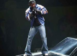 Kendrick Lamar's Monumental Super Bowl Halftime Show: A Night of Music, Messages, and Memorable Moments