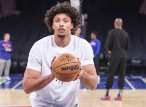 Los Angeles Lakers' Pursuit of Jericho Sims: A Missed Opportunity in the 2025 NBA Trade Landscape