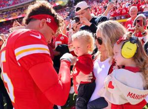 Patrick and Brittany Mahomes' Heartwarming Return to Texas Tech: A Night of Celebration and Community