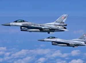 Escalation in Eastern Europe: Poland Scrambles Jets Amid Russian Missile Strikes and Nuclear Threats