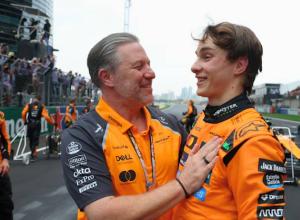 Oscar Piastri Wins Chinese Grand Prix | McLaren Secures Dominant 1-2 Finish