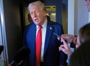 Trump's Tariff Threats Escalate Amid Russia-U.S. Rare Earth Negotiations