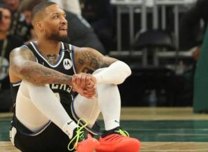 Damian Lillard Faces Setback with Lower Leg Injury as Bucks Star Exits Game Against Pacers