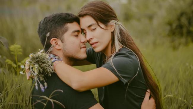 15 Ways To Love A Woman