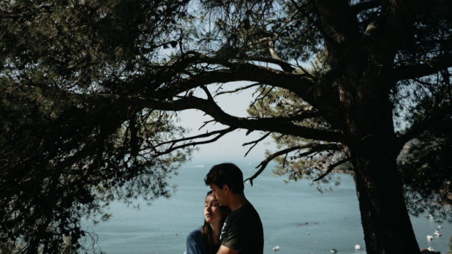 Love's Abyss: Exploring the Depths of Seriously Deep Connection – A Guide for Couples