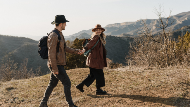  10 Silent Clues He's Shying Away from Marriage