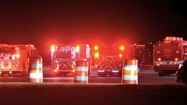 Mid-Air Collision Over Potomac: American Airlines Jet and Military Helicopter Crash Near D.C.