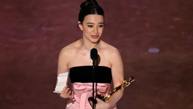 Mikey Madison's Triumphant Oscar Win: A New Star Rises in Hollywood