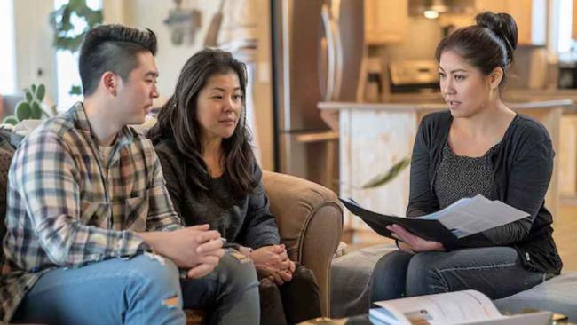 Mortgage Rates Plummet to Three-Month Low, Fueling a 20% Surge in Weekly Loan Applications